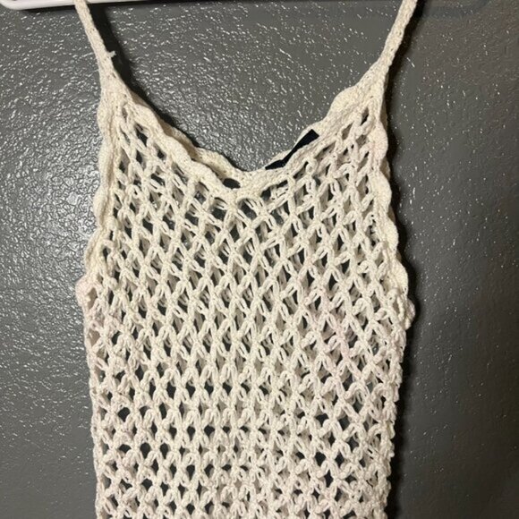 Uniq Cream Crochet Knit Sweater - Size Medium - Picture 3 of 4